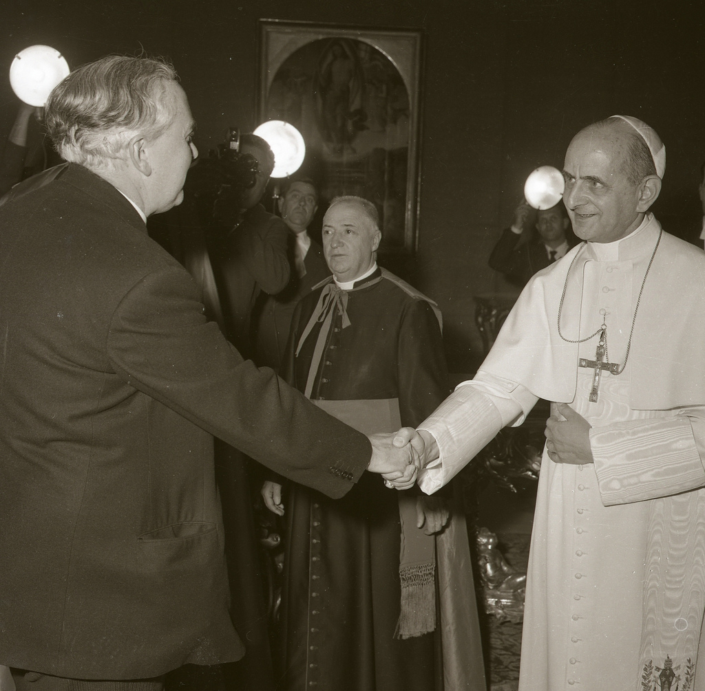 United Kingdom and the Holy See Historical Photos | Public Intelligence