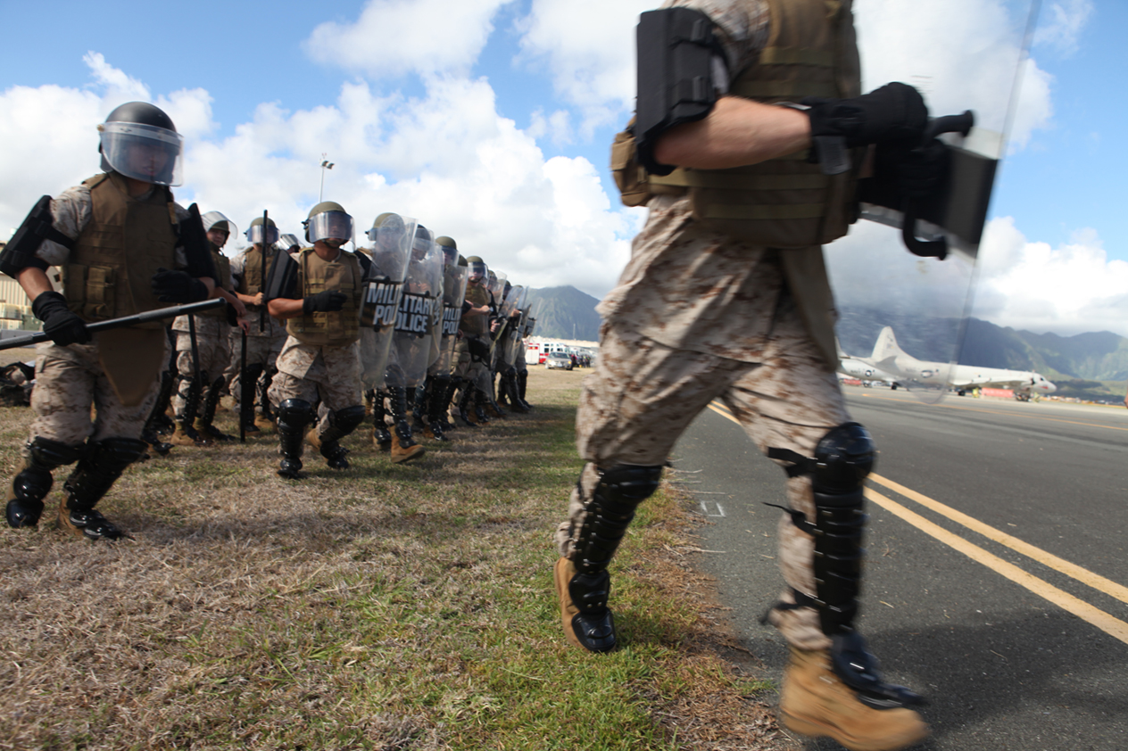 U.S. Military Global Riot Training Photos | Public Intelligence